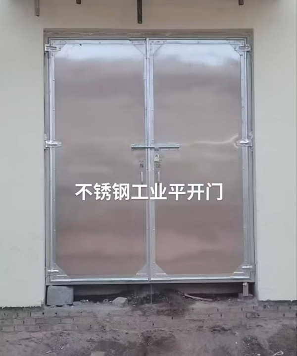 不锈钢平凉工业平开门在现代工业场景中的应用实践