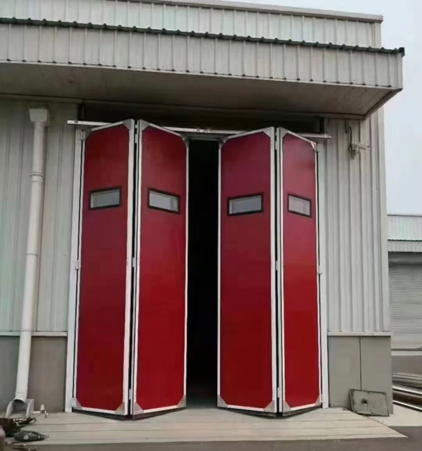 平凉工业折叠门在大型装配车间出入口的应用实例